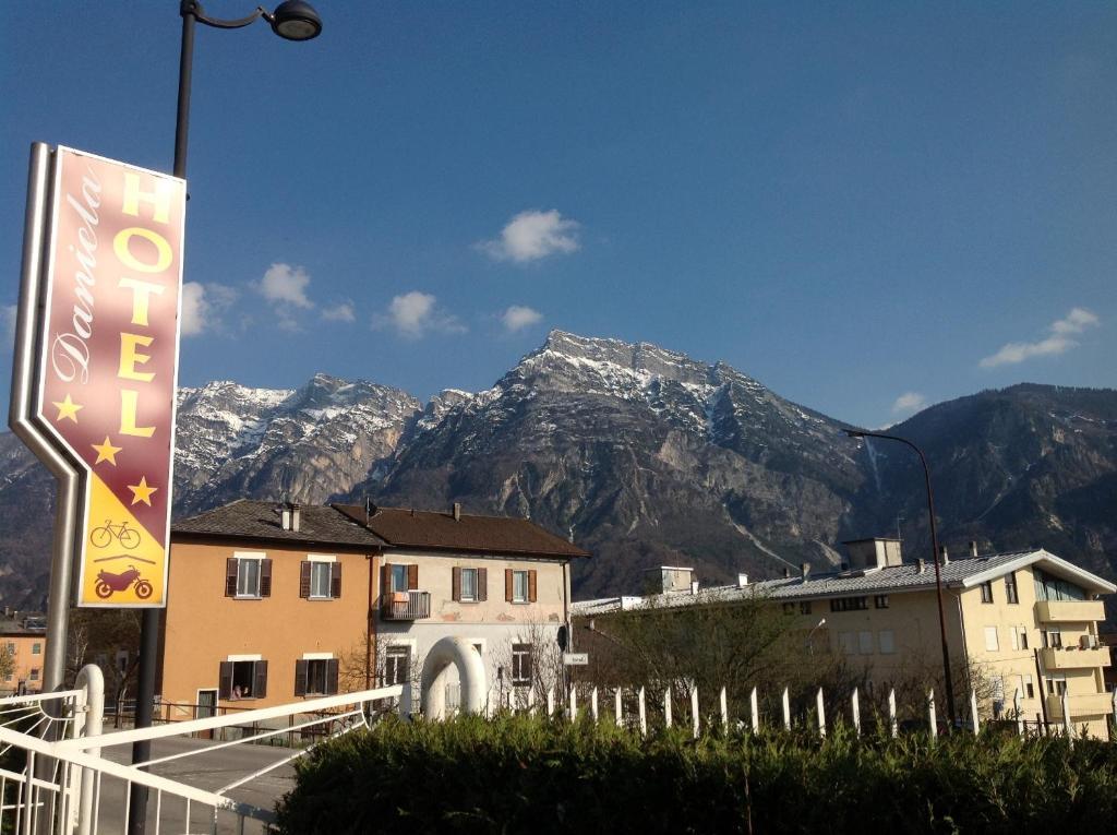 Hotel Daniela Levico Terme Exterior foto